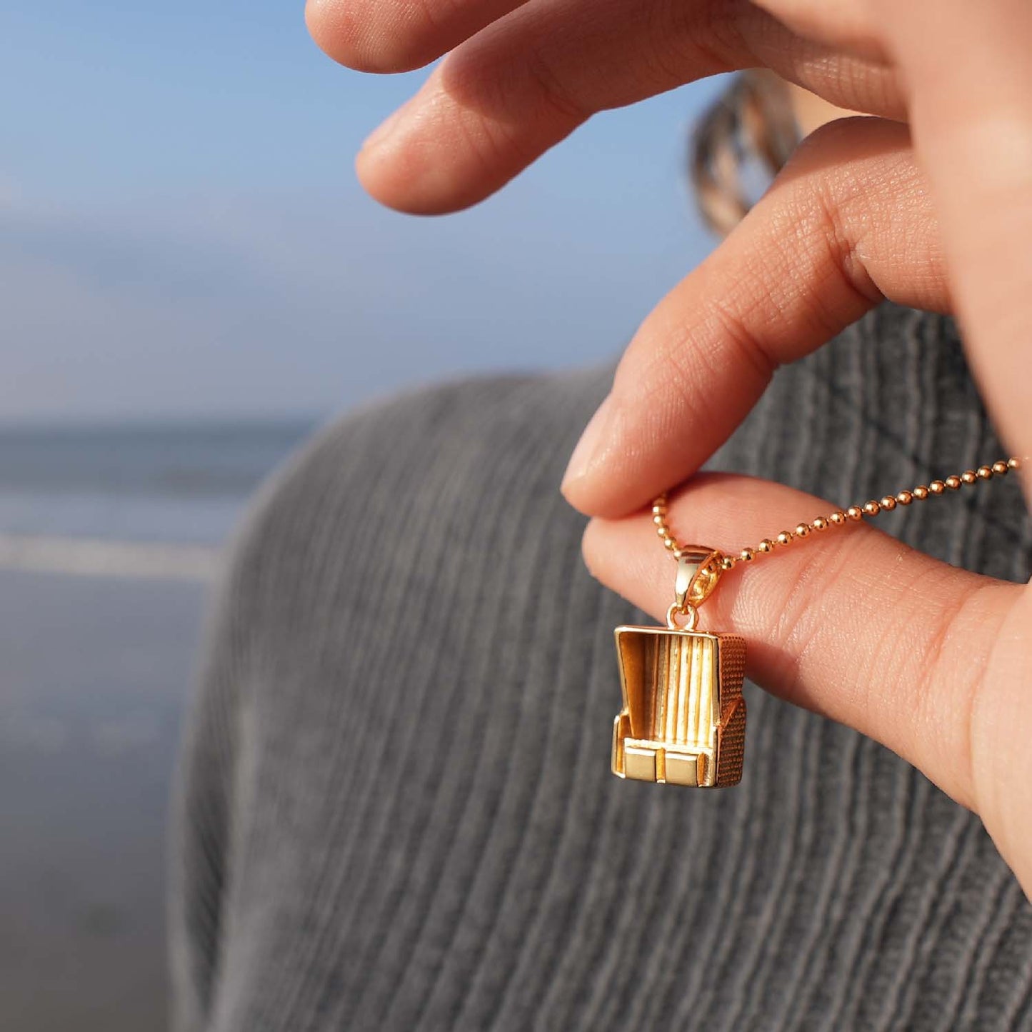 Strandkorb - Verlangen nach Meer - Gold